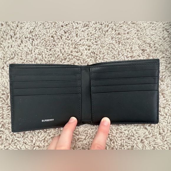 Authentic Burberry Wallet - Picture 2 of 8